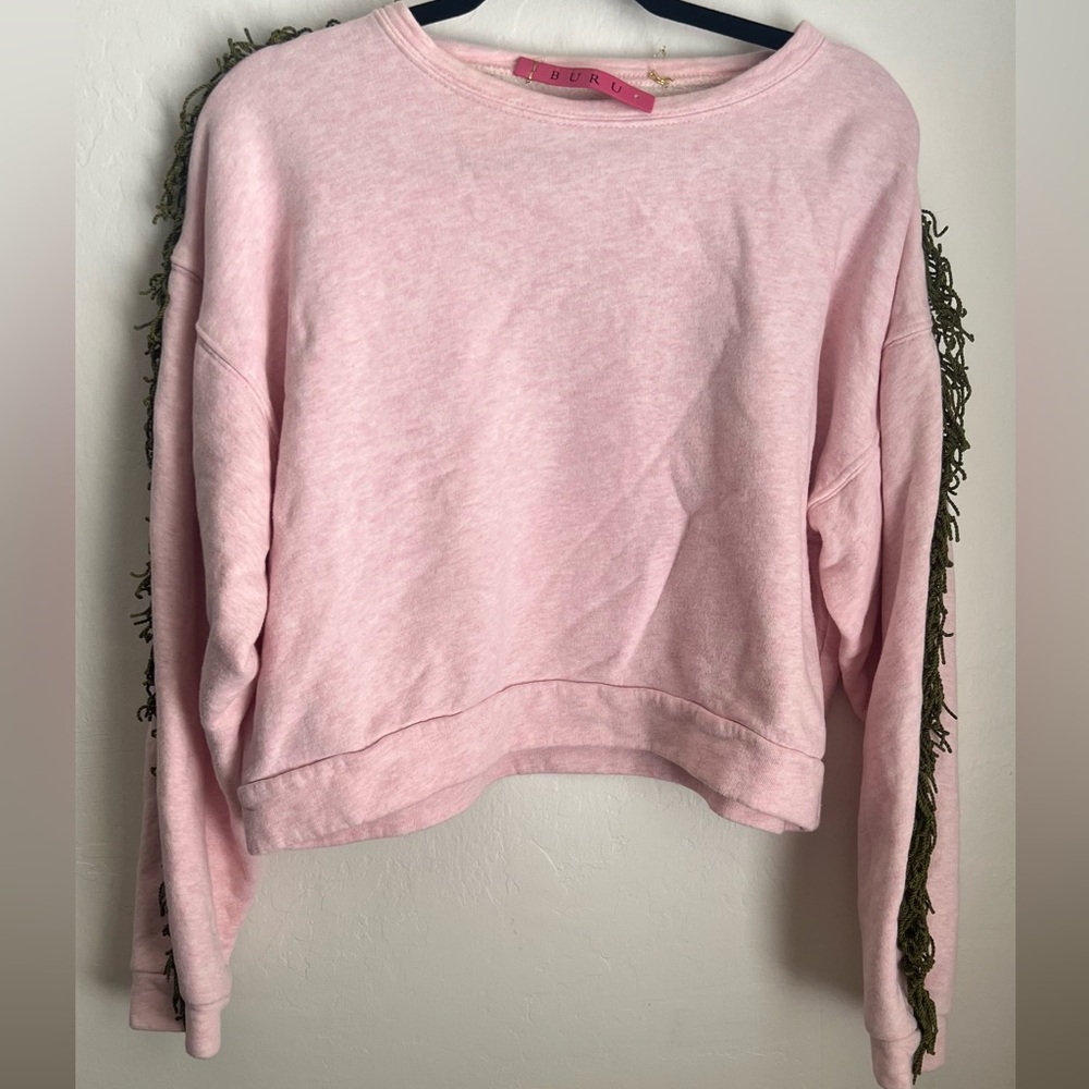 Buru Light Pink Cropped Sweatshirt with army green fringe 💚🩷